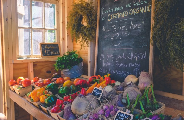 Nutrition and Mental Health: Avoid Foods that Cause Anxiety in Scottsdale